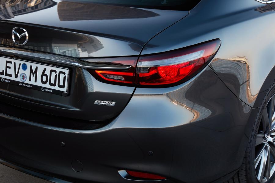 Детали экстерьера Mazda6 (GJ) 2018 года  (WW) (фото 35 из 45)